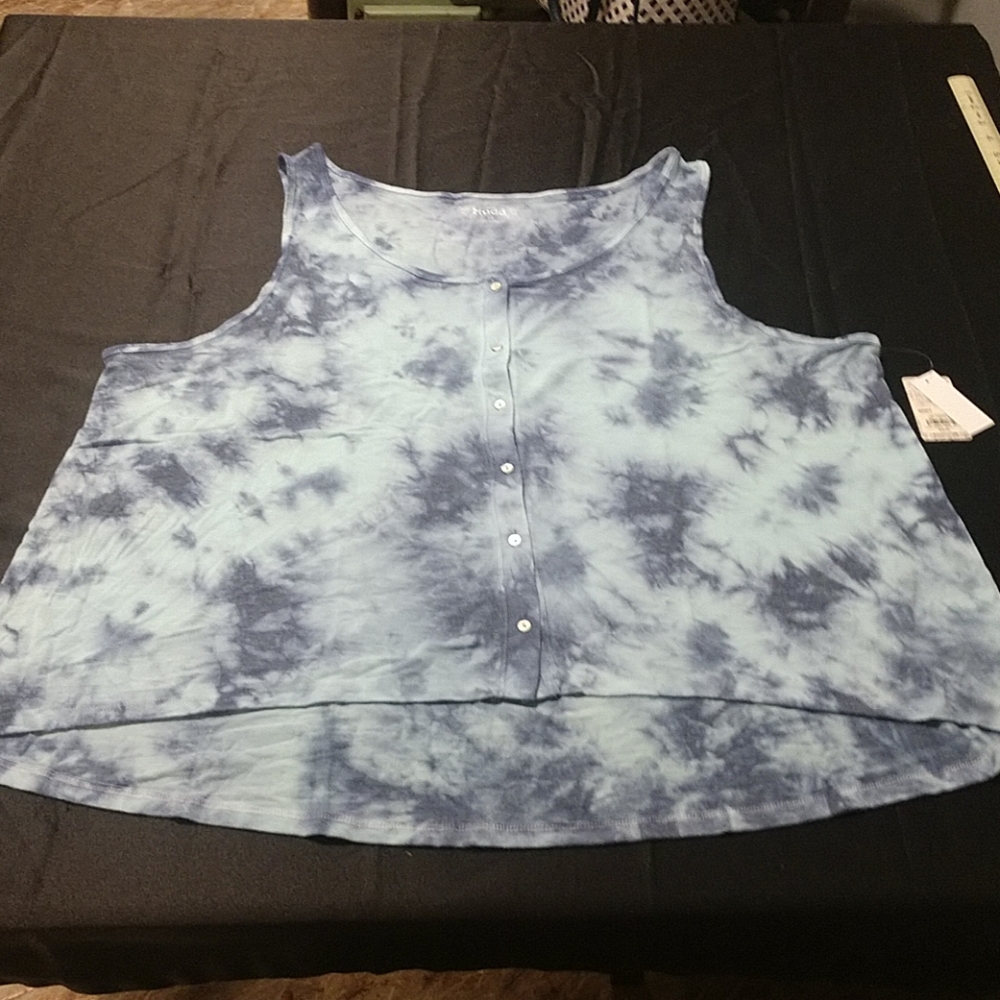 Junior's Mudd Button Front Tank Top